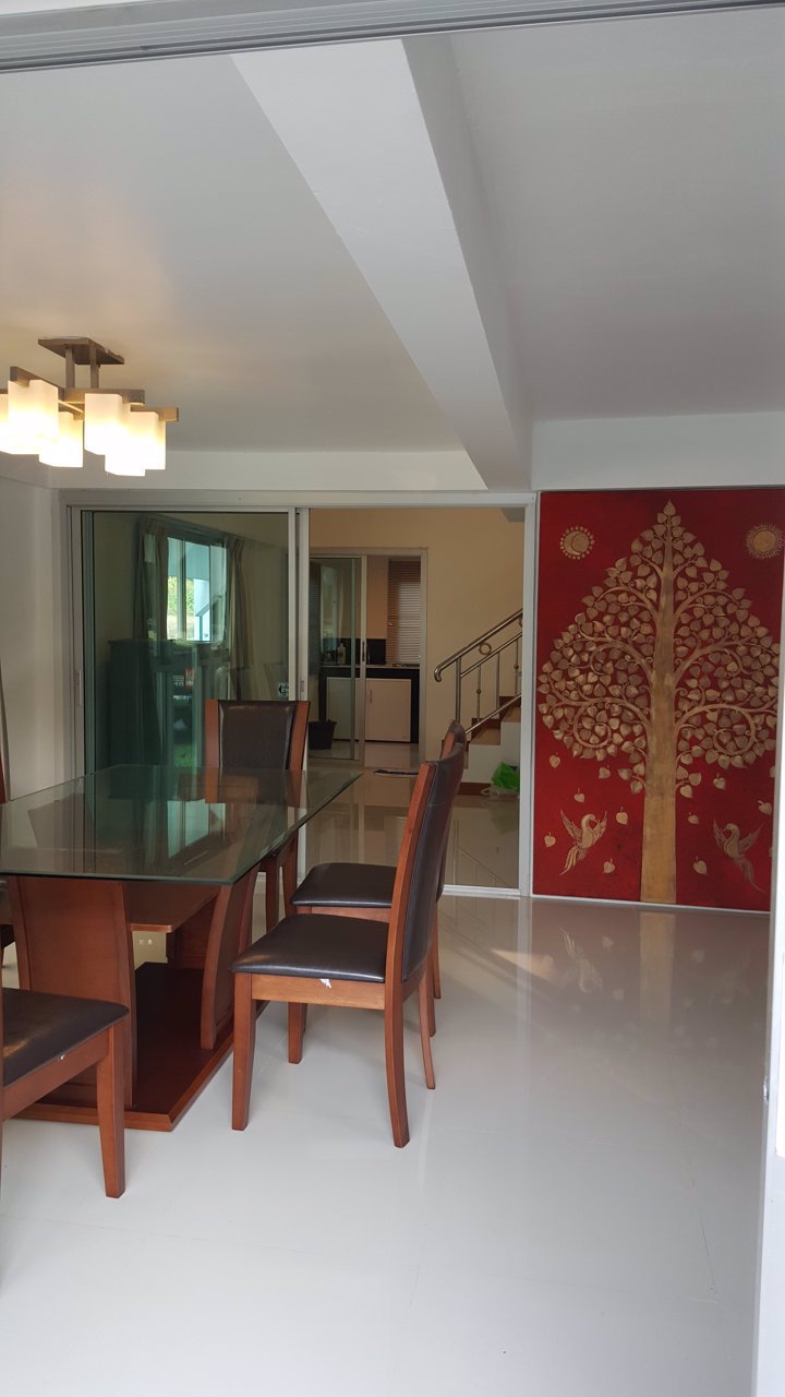 ขายบ้านพักตากอากาศ-ราคาถูก-ในโครงการวังแก้วรีสอร์ท-มีหาดส่วนตัว-บรรยากาศดีร่มรื่น