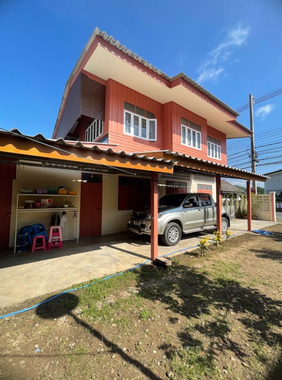 ขาย-ให้เช่า-บ้านพร้อมที่ดิน-อยู่ใจกลางเมืองจังหวัดแม่ฮ่องสอน-ถนนปางล้อนิคม