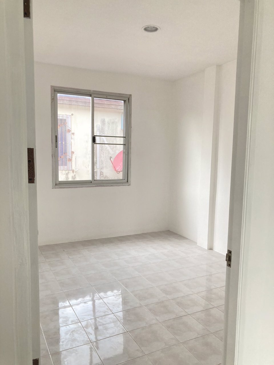 ด่วนที่สุด-ทาวน์เฮ้าส์สองชั้น-เกาะขวาง-ตัวเมืองจันท์-บ้านคุณภาพในหมู่บ้านศิลาพรมาแล้ววววว