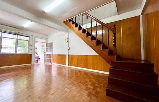 ให้เช่า-ทฮ-2-ชั้น-ใกล้รพพระนั่งเกล้า-ซอยนนทบุรี-8-แยก-2-mrt-พระนั่งเกล้า-สภาพดี-สะอาด-น่าอยู่-