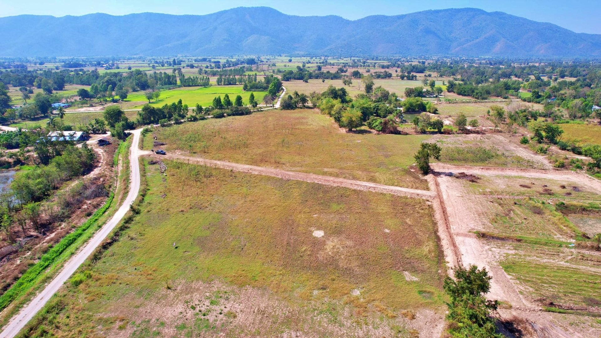 ที่ดิน-2ไร่-วิวเขา-เพื่อนบ้าน-พร้อมโอน