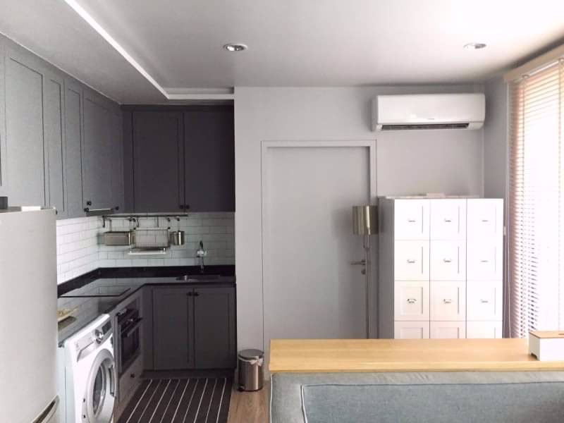 ขายห้องชุดชั้น-4-โครงการดิ-ยูนีค-19-รัชดา-ลาดพร้าว-แต่งสวย-สภาพใหม่