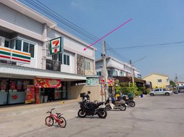 อาคารพาณิชย์2ชั้น-พันท้ายนรสิงห์-หมู่บ้านวิเศษสุขนครห้องหัวมุม-ริมถนนเมน-ติดเซเว่น-โซนขายอาหาร