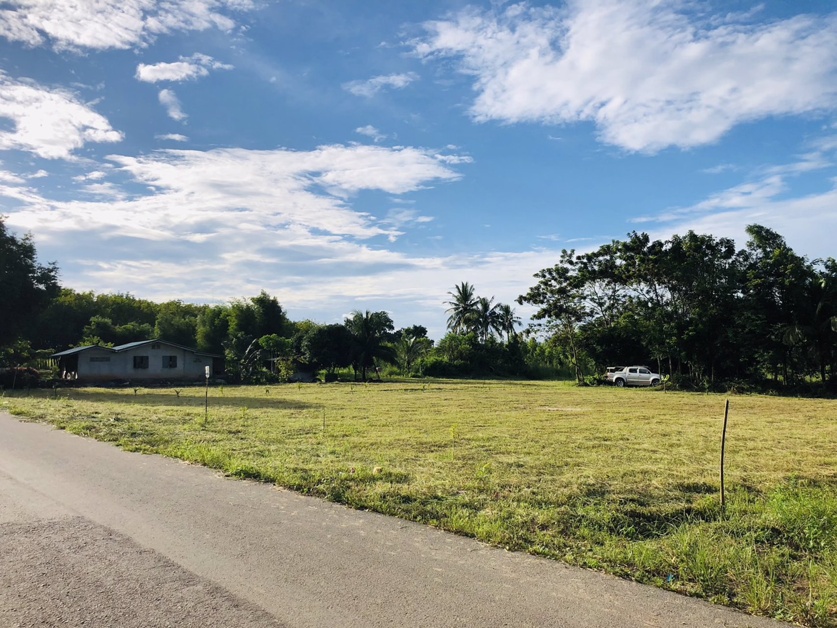 ตัดใจแบ่งขายที่ดิน-3-แปลง-เหมาะปลูกบ้าน-แปลงล่ะ-1-ไร่-โฉนดครุฑแดง