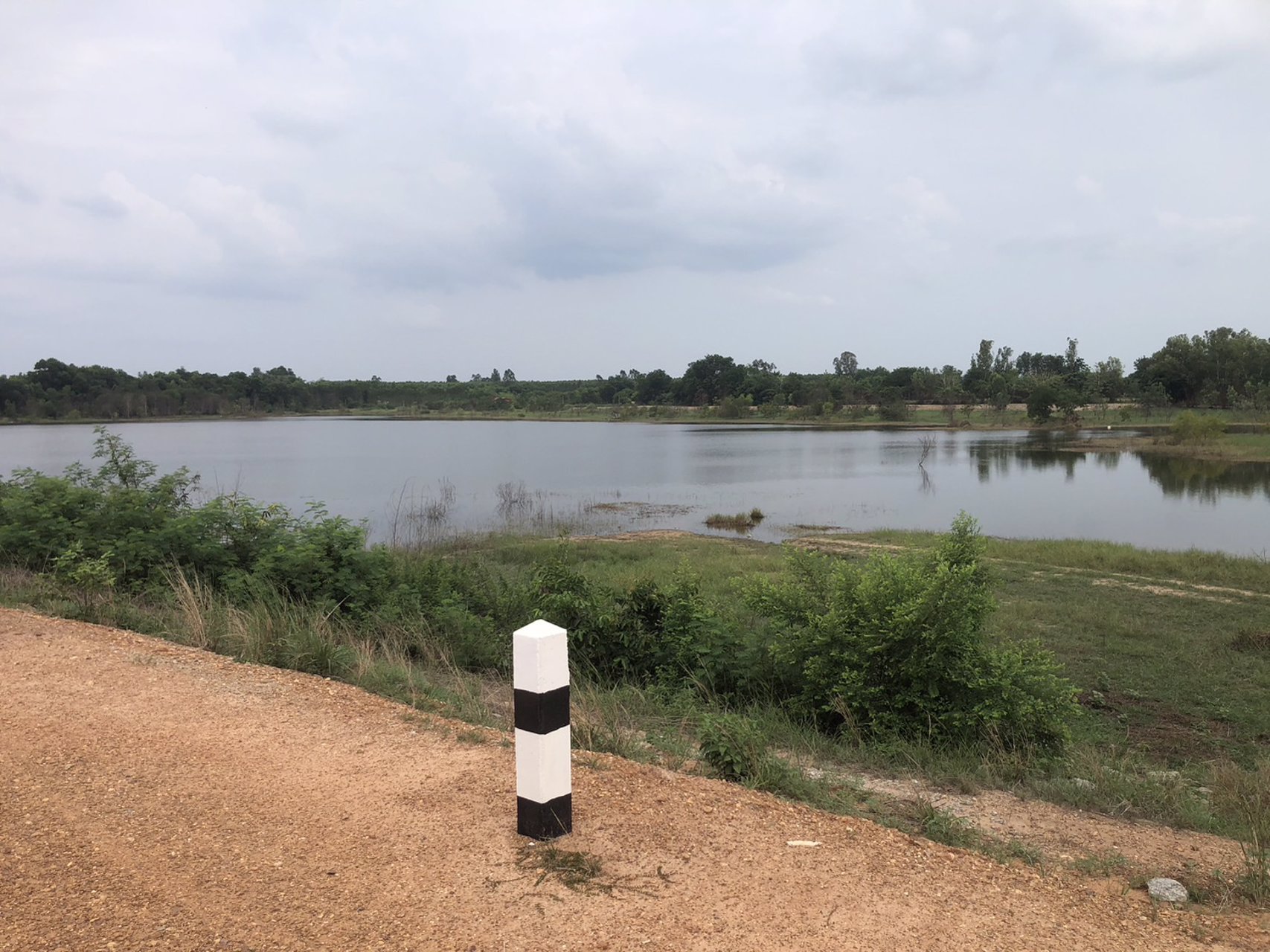 ตัดใจแบ่งขายที่ดิน-3-แปลง-เหมาะปลูกบ้าน-แปลงล่ะ-1-ไร่-โฉนดครุฑแดง