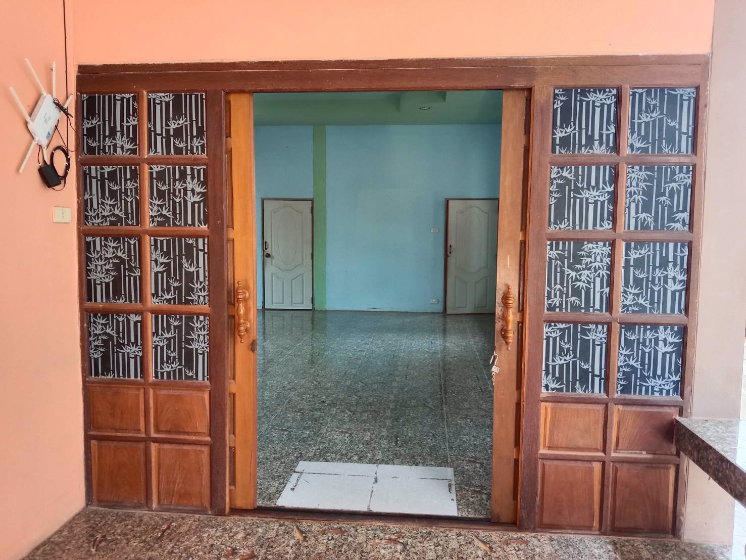 ขายบ้านพร้อมที่ดิน-บ้านมีธุรกิจขายของชำ-มีลูกค้าประจำพร้อมดำเนินธุรกิจต่อได้เลยจ้า