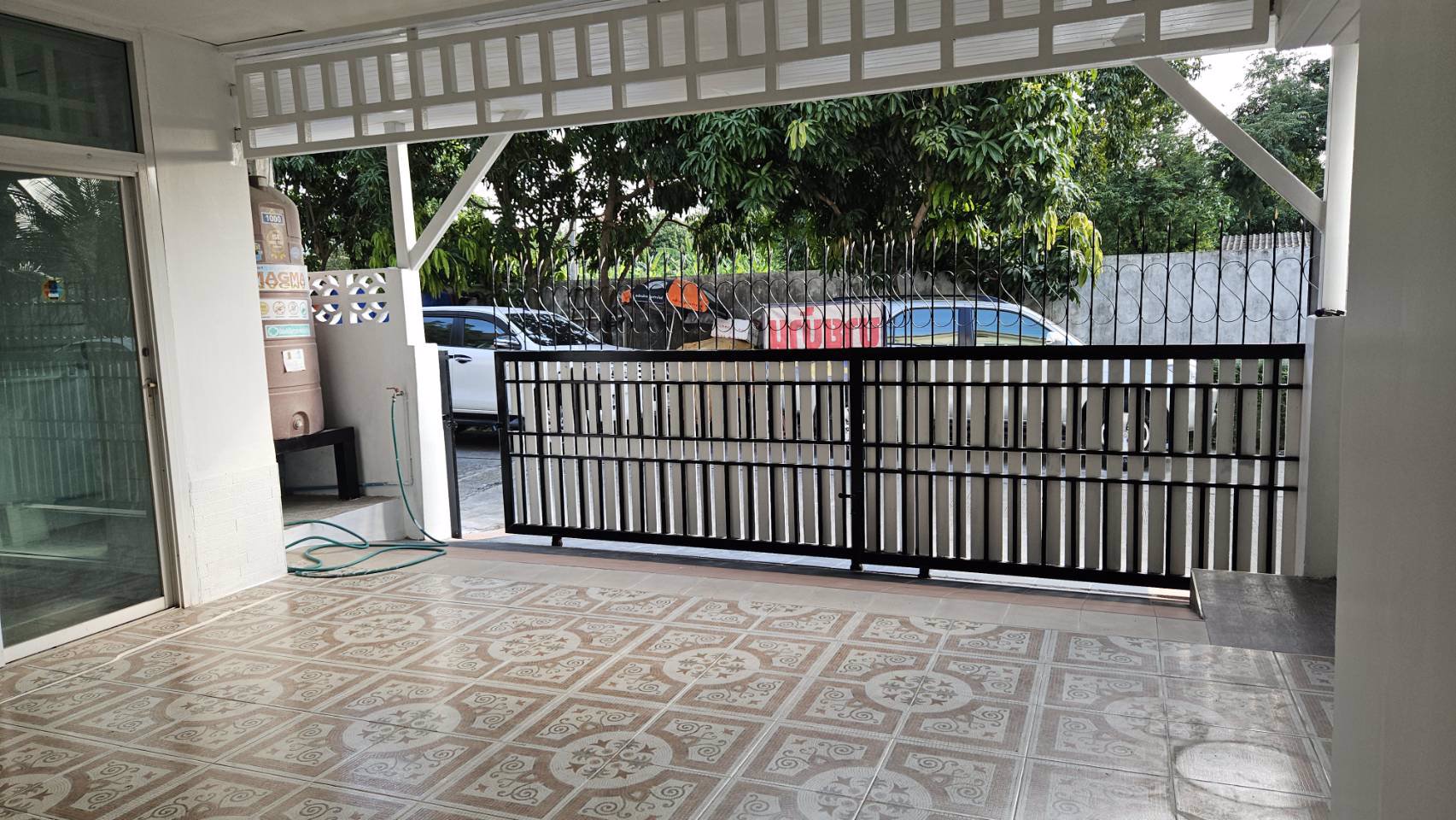 ขายบ้าน-2-ชั้น-ใกล้รถไฟฟ้าสายสีแดง-มหาวิทยาลัยรังสิต-เมืองเอก-สนามบินดอนเมือง