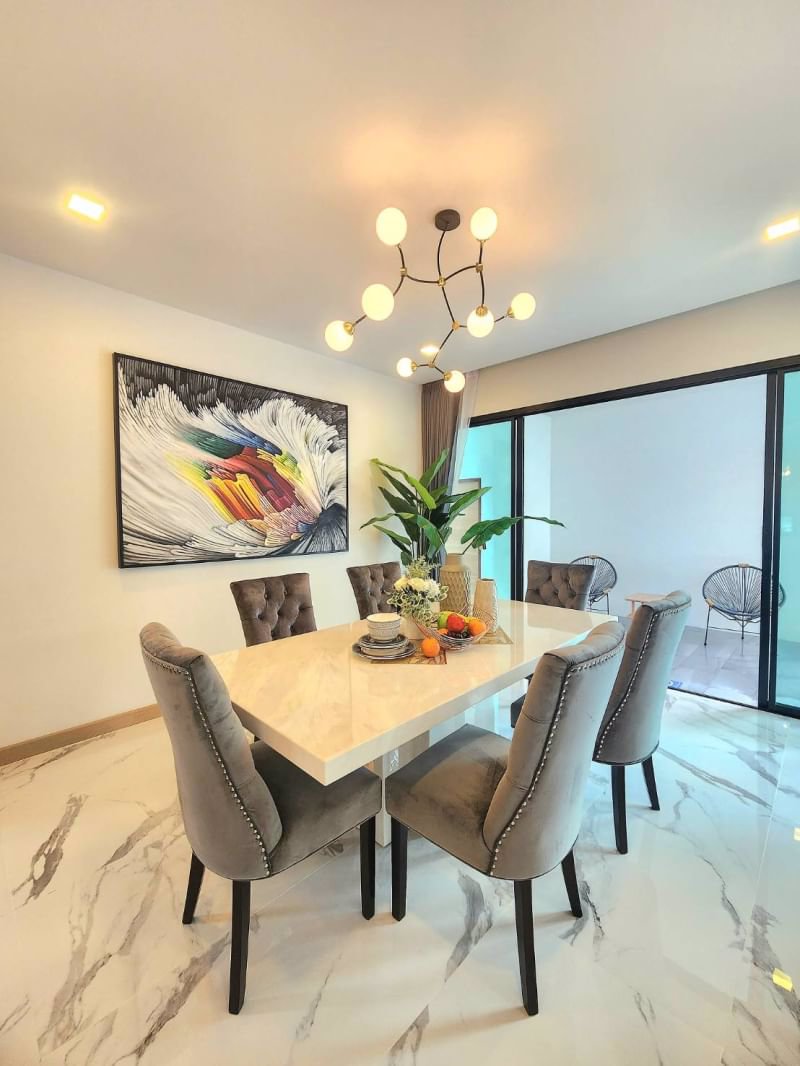 ขายบ้านสร้างใหม่-บ้านหรูพูลวิลล่าหางดง-เชียงใหม่-เดินทางสะดวก