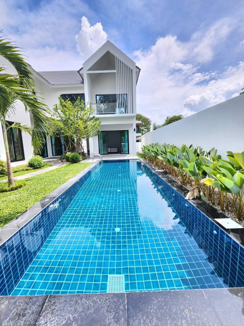 ขายบ้านสร้างใหม่-บ้านหรูพูลวิลล่าหางดง-เชียงใหม่-เดินทางสะดวก