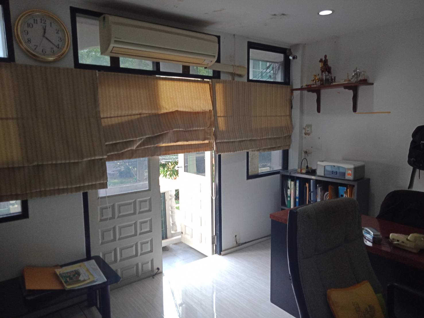 ขายด่วนทาวน์เฮ้าส์-3-ชั้น9-ตกแต่งใหม่พร้อมเฟอร์ฯ-พร้อมอยู่-วังหิน-14-ใกล้-mrt-ลาดพร้าว