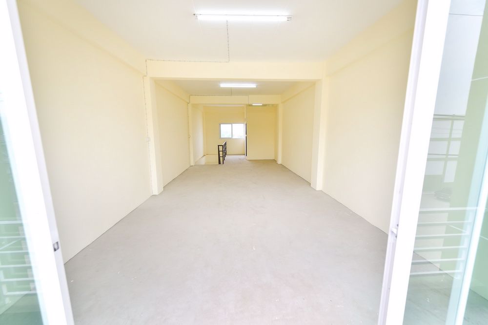 ให้เช่าตึกแถว-สินสาคร-พันท้ายนรสิงห์-สมุทรสาคร-มั่งมีศรีสุข-มีทั้ง-1-และ-2-คูหาติดกัน-น่าอยู่