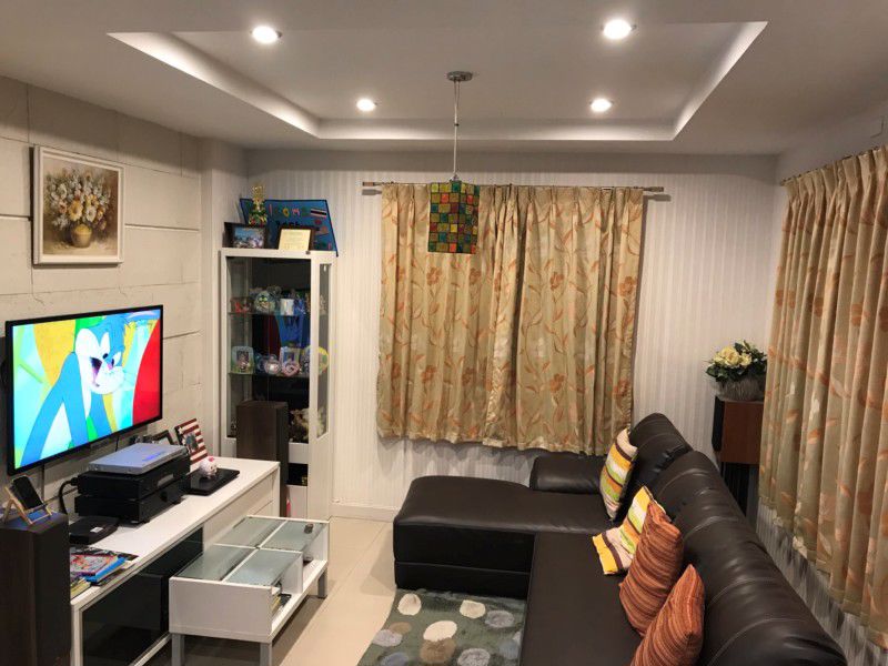 ให้เช่า-ด่วน-บ้านเดี่ยว2ชั้น-56ตรว-มี3ห้องนอน-2ห้องน้ำ-อยู่ถนน-เลี่ยงเมืองปากเกร็ด-