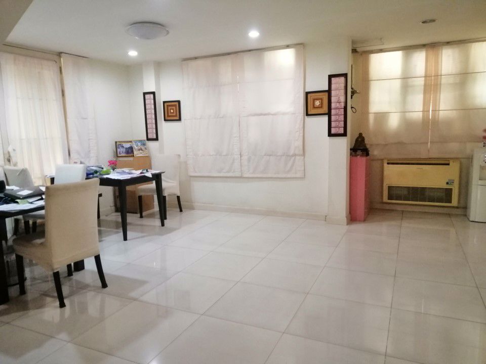 ให้เช่า-ด่วน-บ้านเดี่ยว-2ชั้น-105-ตรว-อยู่ถนน-ลาดพร้าว87-หรือเลียบทางด่วนรามอินทรา-ใกล้cdc