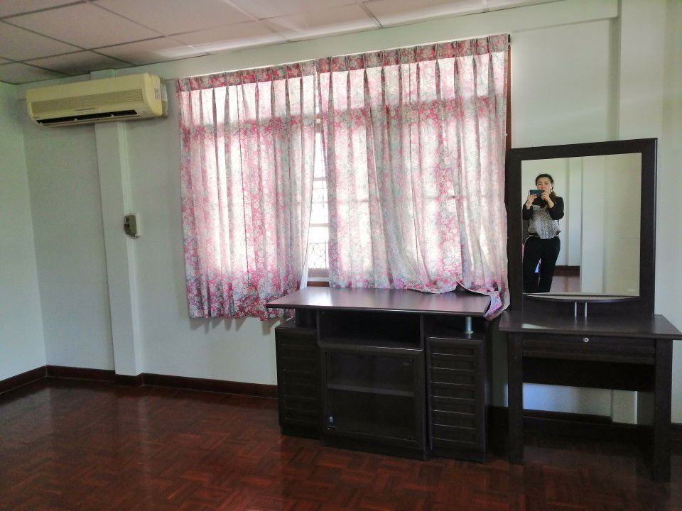 ให้เช่า-ด่วน-บ้านเดี่ยว2ชั้น-150ตรว-มี7ห้องนอน-4ห้องน้ำ-ถนน-ลาดพร้าว41-ทะลุออกรัชดา32ได้