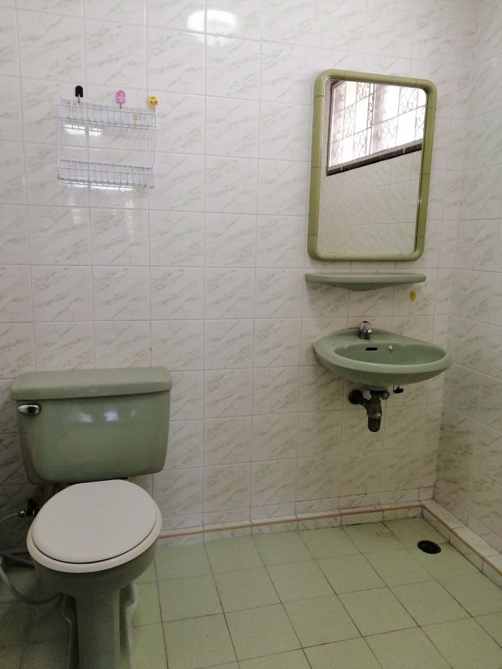 ให้เช่า-ด่วน-บ้านเดี่ยว2ชั้น-150ตรว-มี7ห้องนอน-4ห้องน้ำ-ถนน-ลาดพร้าว41-ทะลุออกรัชดา32ได้