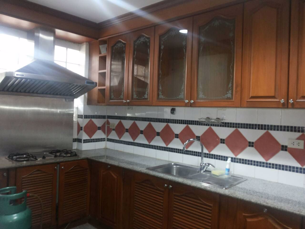 ให้เช่า-ด่วน-ทาวน์โฮม3ชั้น-25ตรว-3ห้องนอน-3ห้องน้ำ-อยู่ถ-พระราม9-ซ-43-ใกล้ห้างเดอะไนน์