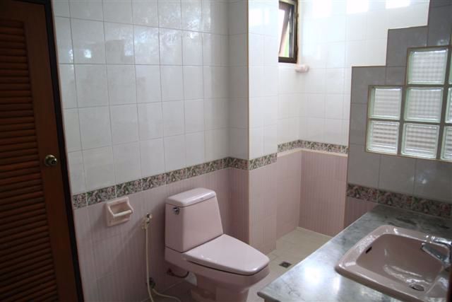 ให้เช่า-ด่วน-บ้านแฝด3ชั้น-25ตรว-4ห้องนอน-3ห้องน้ำ-ถนน-อินทามระ40-ใกล้mrtสุทธิสาร