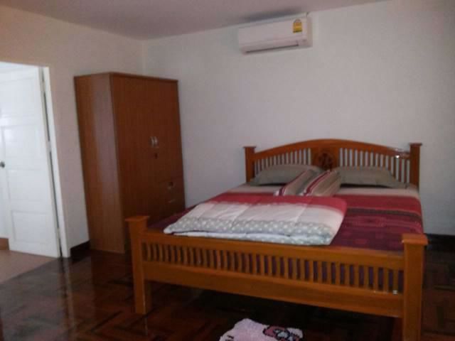 ให้เช่า-ด่วน-บ้านเดี่ยว2ชั้น-54ตรวโซฟาไม้สักลายหลุยห์-โครงการสัณห์ติสุข-ถสรงประภา24