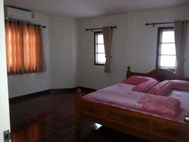 ให้เช่า-ด่วน-บ้านเดี่ยว2ชั้น-54ตรวโซฟาไม้สักลายหลุยห์-โครงการสัณห์ติสุข-ถสรงประภา24