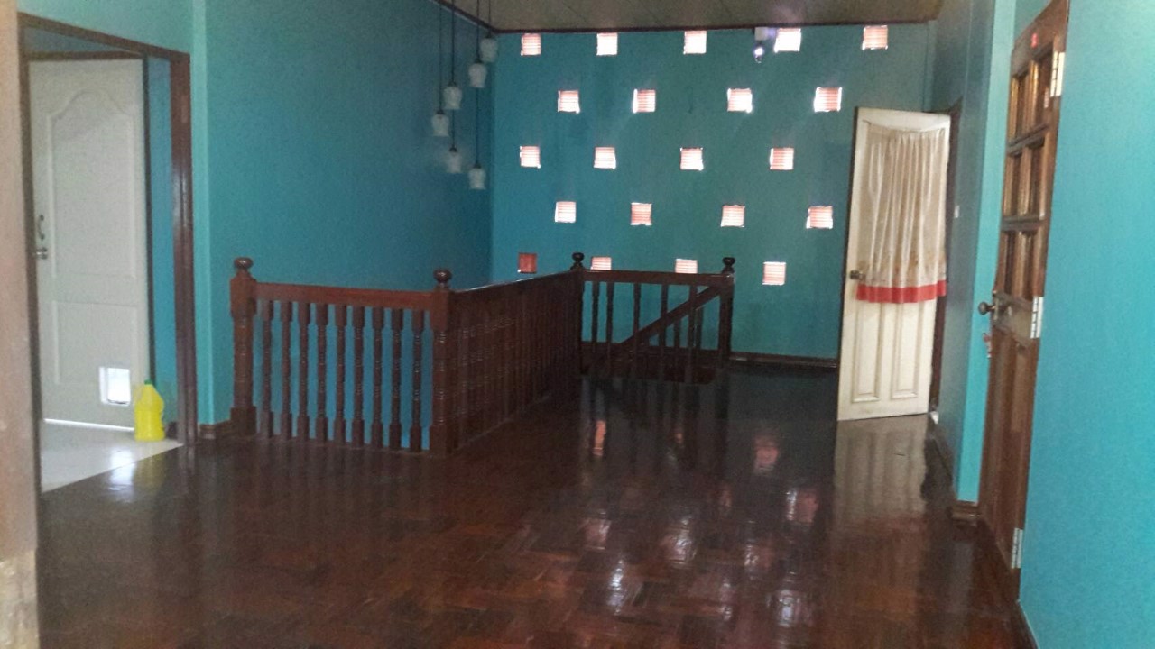 ให้เช่า-ด่วน-บ้านเดี่ยว2ชั้น-พร้อมบ้านเดี่ยวชั้นเดียวอีก1หลัง-พื้นที่350-ตรว-อยู่ถนนสุทธิสาร