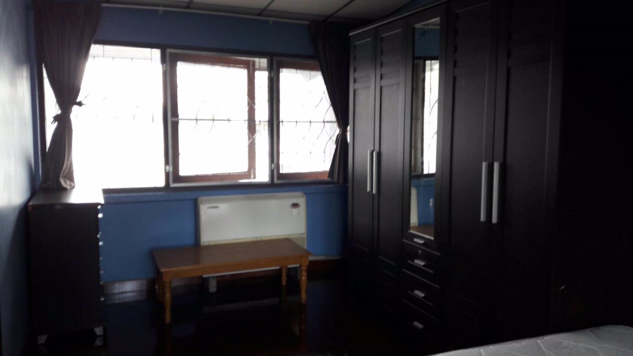 ให้เช่า-ด่วน-บ้านเดี่ยว2ชั้น-พื้นที่62ตรว-มี5ห้องนอน-3ห้องน้ำ-ถนน-ลาดพร้าว96-ใกล้ฟู๊ดแลนด์