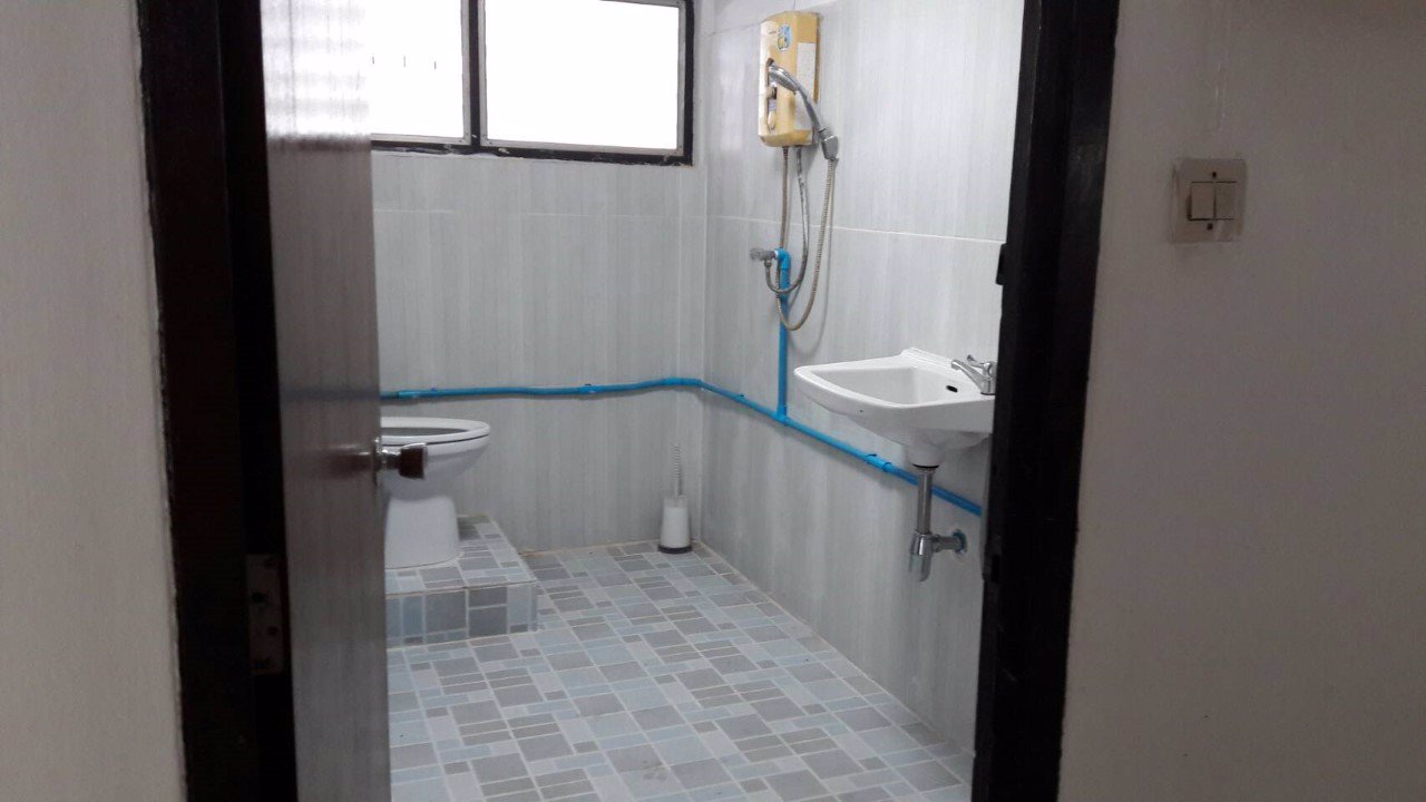 ให้เช่า-ด่วน-บ้านเดี่ยว2ชั้น-พื้นที่62ตรว-มี5ห้องนอน-3ห้องน้ำ-ถนน-ลาดพร้าว96-ใกล้ฟู๊ดแลนด์