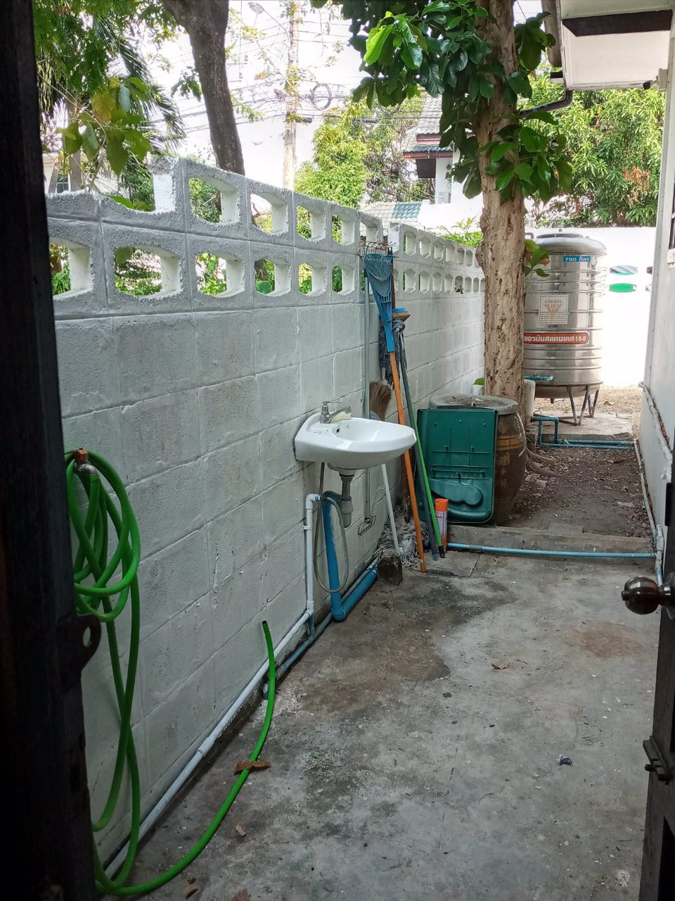 ให้เช่า-บ้านเดี่ยวชั้นเดียว-หลังหัวมุม-พื้นที่50ตรว-ถนน-ลาดพร้าว87-ทะลุออกเลียบทางด่วนได้