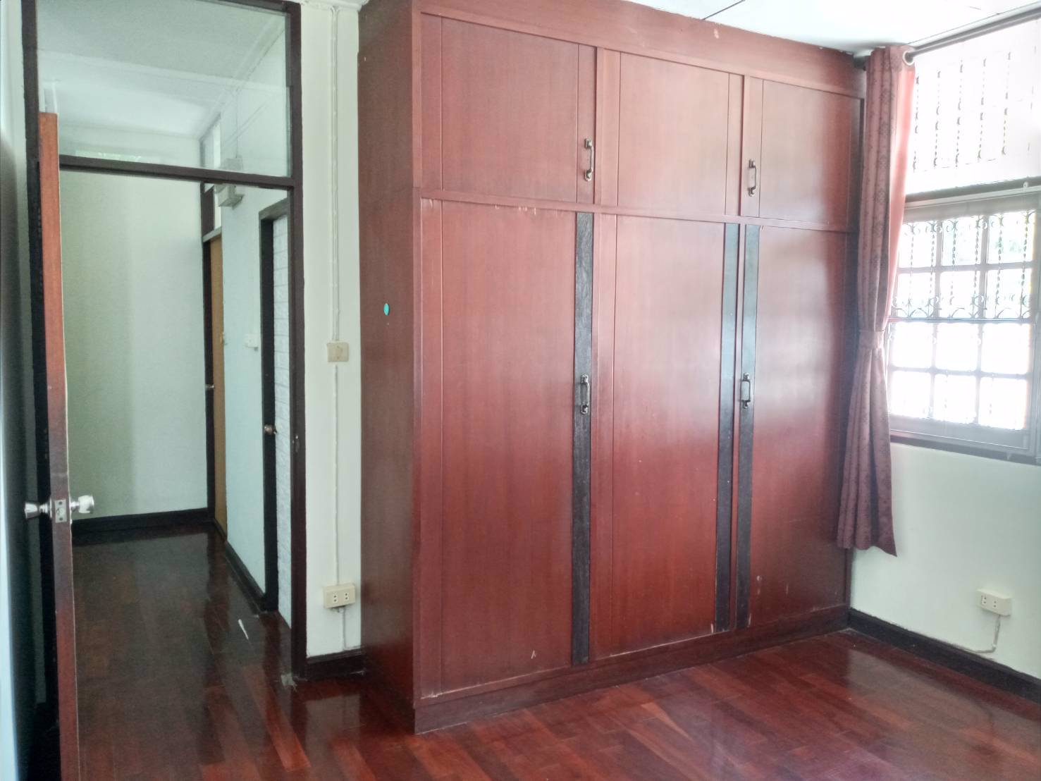 ให้เช่า-บ้านเดี่ยวชั้นเดียว-หลังหัวมุม-พื้นที่50ตรว-ถนน-ลาดพร้าว87-ทะลุออกเลียบทางด่วนได้