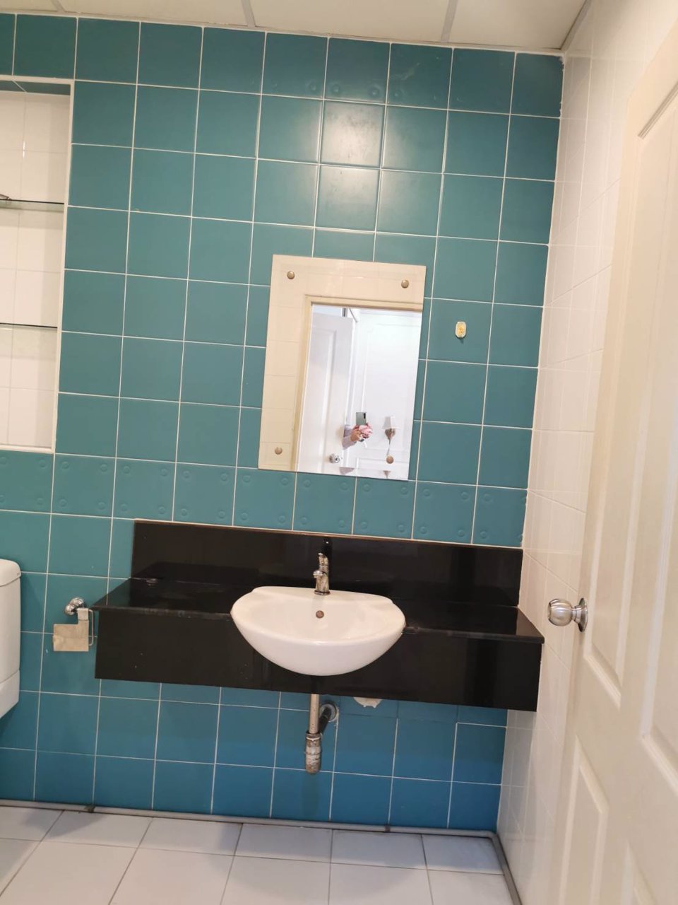 ให้เช่า-โฮมออฟฟิศ4ชั้น-หลังหัวมุม-สไตล์ฝรั่งเศส-พื้นที่30ตรว-อยู่ถนน-กำแพงเพชร-ทะลุออกรัชดาได้