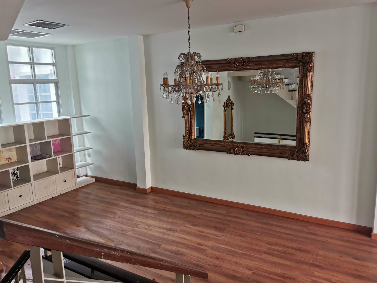 ให้เช่า-โฮมออฟฟิศ4ชั้น-หลังหัวมุม-สไตล์ฝรั่งเศส-พื้นที่30ตรว-อยู่ถนน-กำแพงเพชร-ทะลุออกรัชดาได้