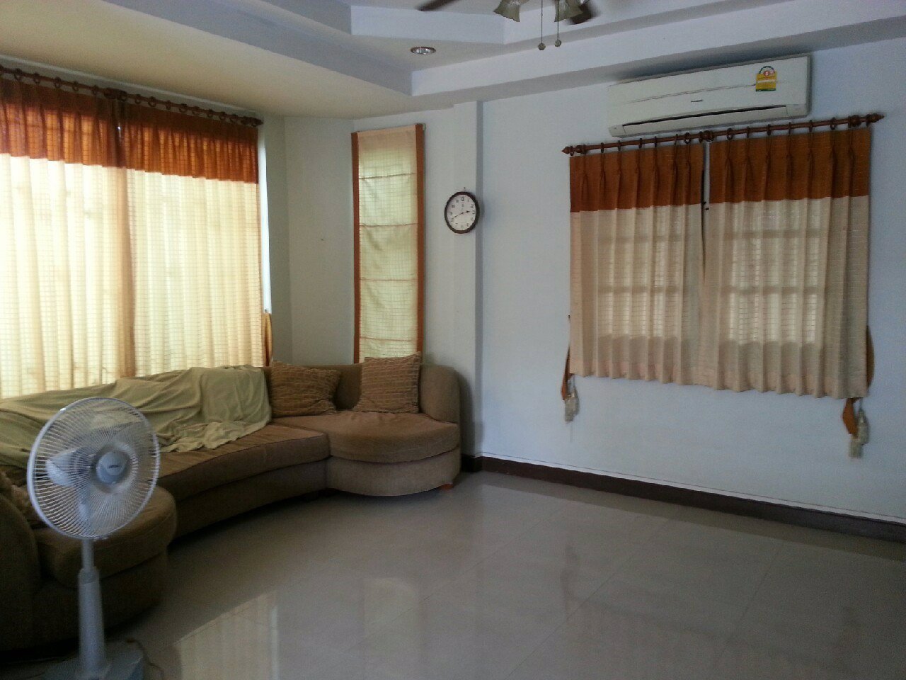 ให้เช่า-บ้านเดี่ยว2ชั้น-55ตรว-ถนน-นวลจันทร์50-ใกล้เลียบทางด่วน-ให้เช่า18000-เดือน