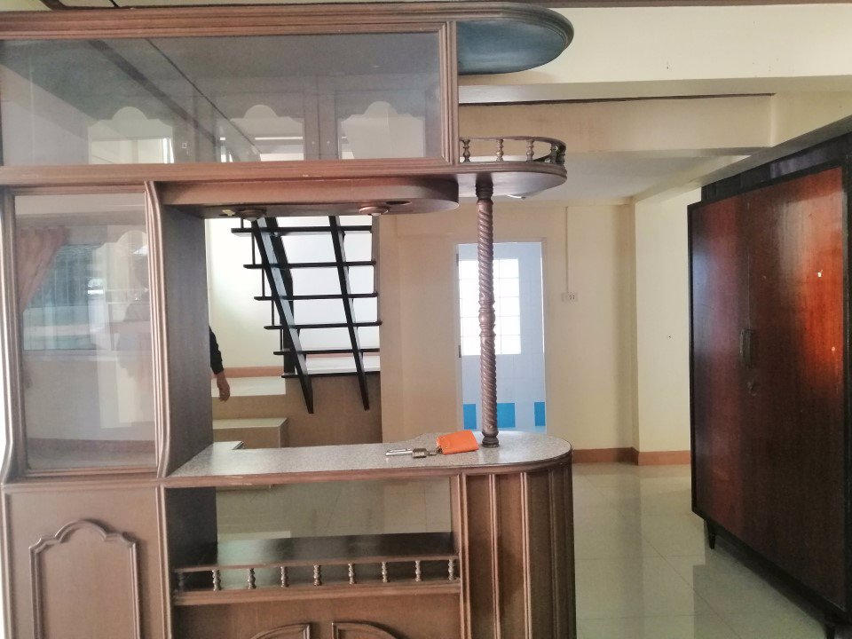 ให้เช่า-ด่วน-บ้านเดี่ยว2ชั้น-70ตรว-ถนน-ลาดพร้าว-เข้าออกทะลุ-ลาดพร้าว64ได้-ใกล้บิ๊กซีอิมพีเรียล