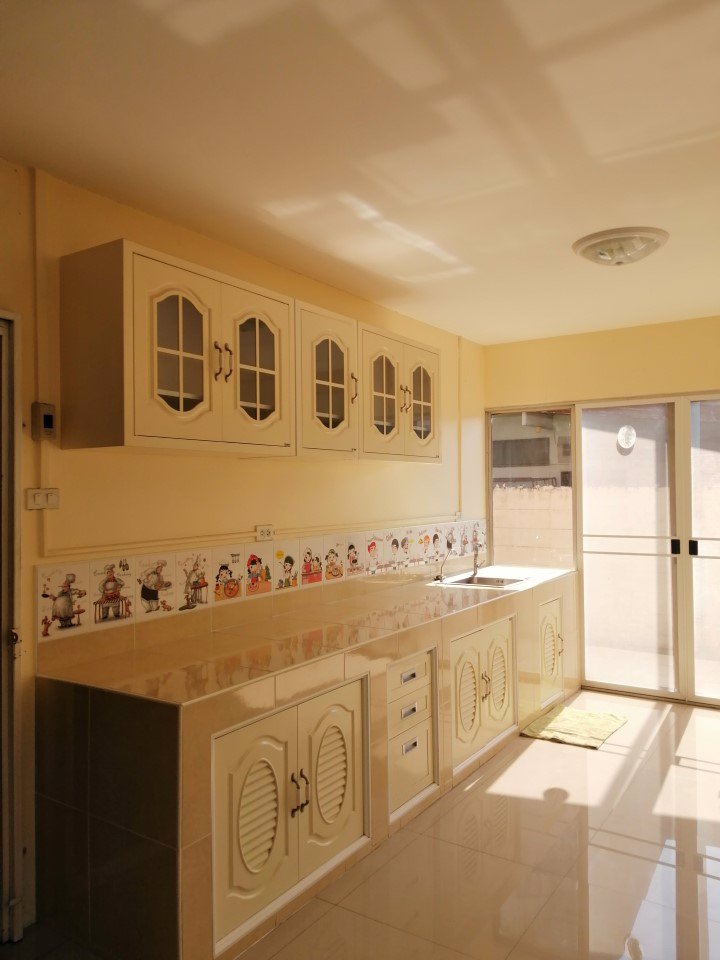 ให้เช่า-ด่วน-บ้านเดี่ยว2ชั้น-70ตรว-ถนน-ลาดพร้าว-เข้าออกทะลุ-ลาดพร้าว64ได้-ใกล้บิ๊กซีอิมพีเรียล