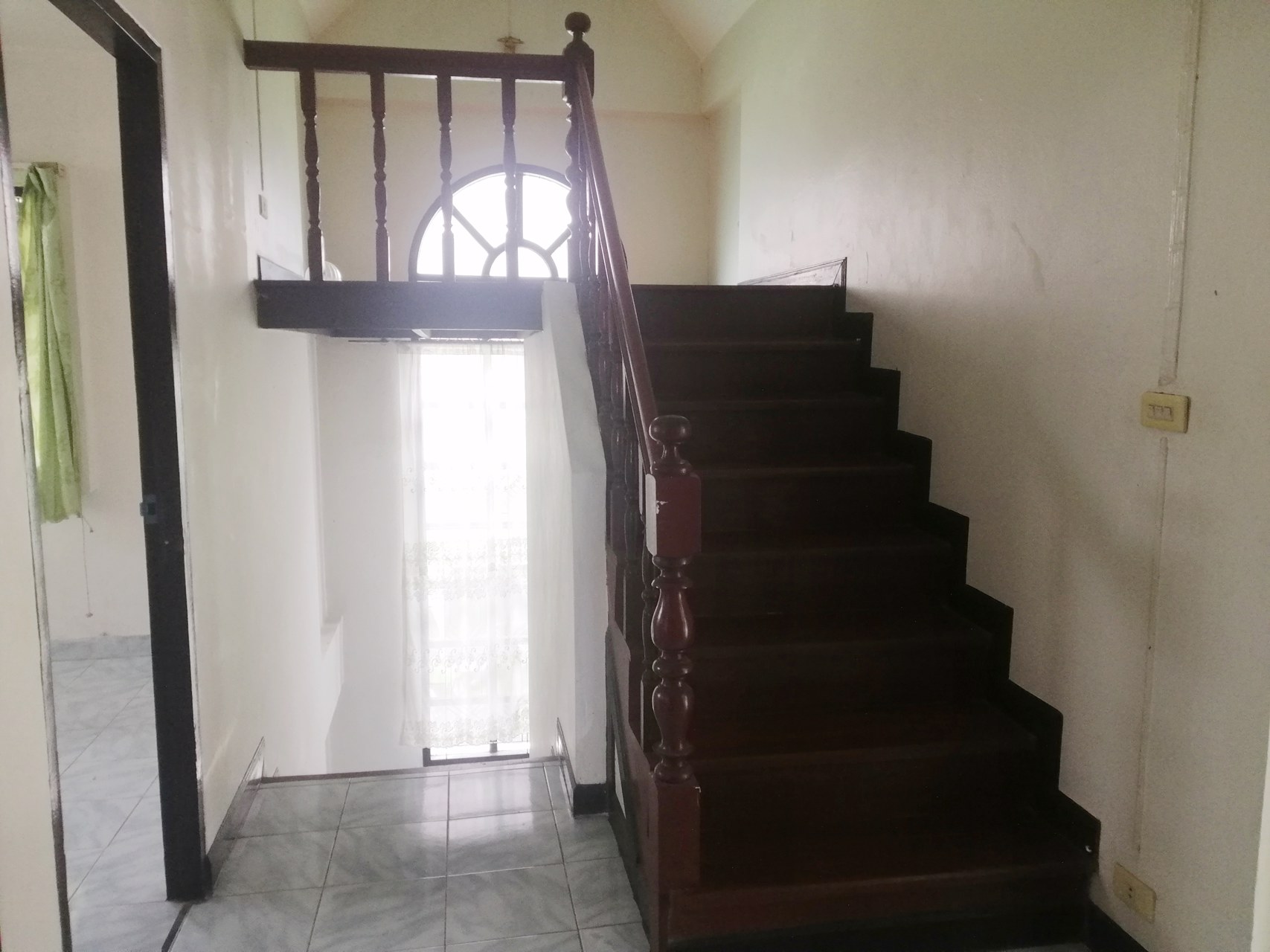 ให้เช่า-บ้านเดี่ยว2ชั้น-60ตรว-อยู่ถนน-นวมินทร์-111-ใกล้รรเลิศหล้า-ให้เช่า18000-เดือน