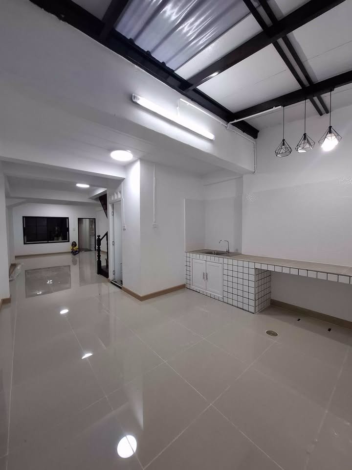 หมู่บ้านพระปิ่น5-เอกชัย109-บ้านรีโนเวทเอกชัย-พร้อมห้องผู้สูงอายุ