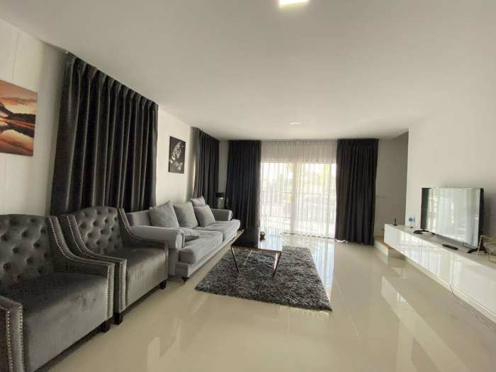 ขายบ้านแฝด-ตัวบ้านแยก-สไตล์บ้านเดี่ยว-มี-2-ชั้น-หมู่บ้านพฤกษาวิลล์-92-ซอยลาดกระบัง-14-1-กรุงเทพมหานค