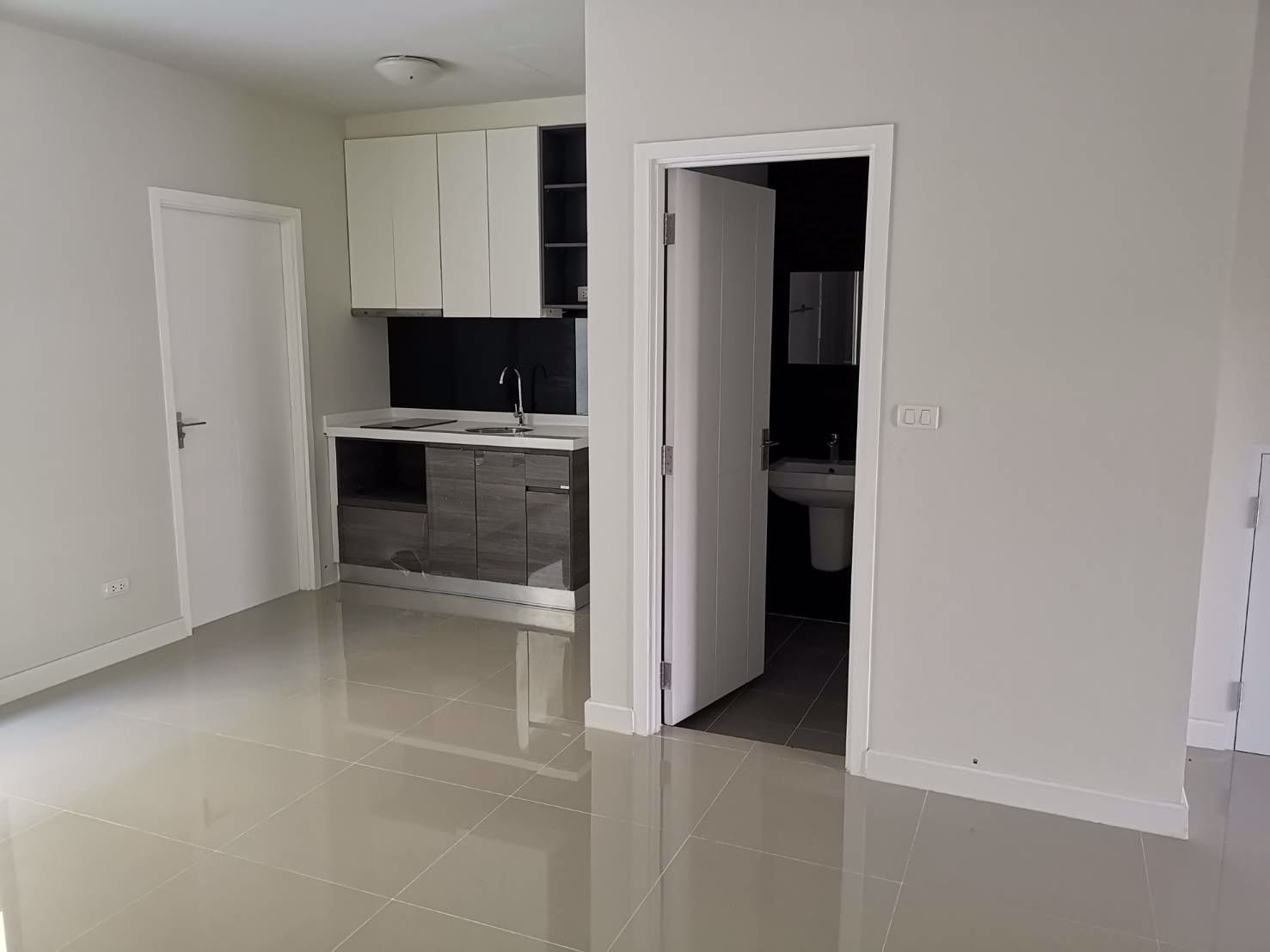 ขายทาวน์โฮม-3-ชั้น-เพล็กซ์-บางนา-plex-bangna-บ้านใหม่-ติดถนนบางนา-ตราด