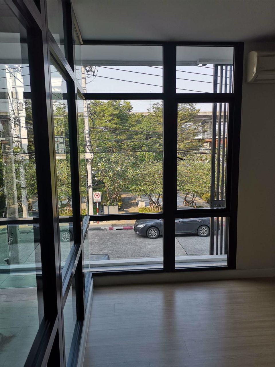 ขายทาวน์โฮม-3-ชั้น-เพล็กซ์-บางนา-plex-bangna-บ้านใหม่-ติดถนนบางนา-ตราด