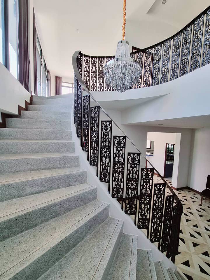 ขายบ้านหรู-5-ห้องนอน-5-ห้องน้ำ-มีสระว่ายน้ำส่วนตัว