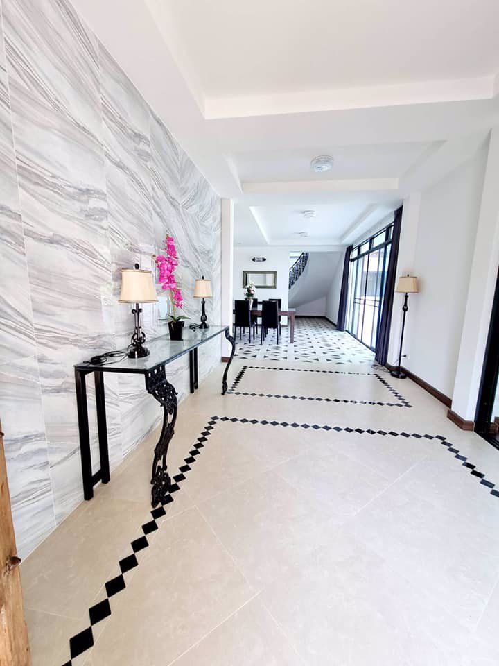 ขายบ้านหรู-5-ห้องนอน-5-ห้องน้ำ-มีสระว่ายน้ำส่วนตัว