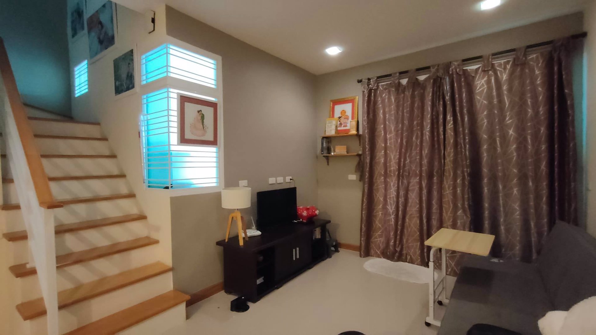 ขายบ้านทาวน์โฮม-2-ชั้น-หมู่บ้านโกลเดนท์ทาวน์-ปิ่นเกล้า-จรัญ