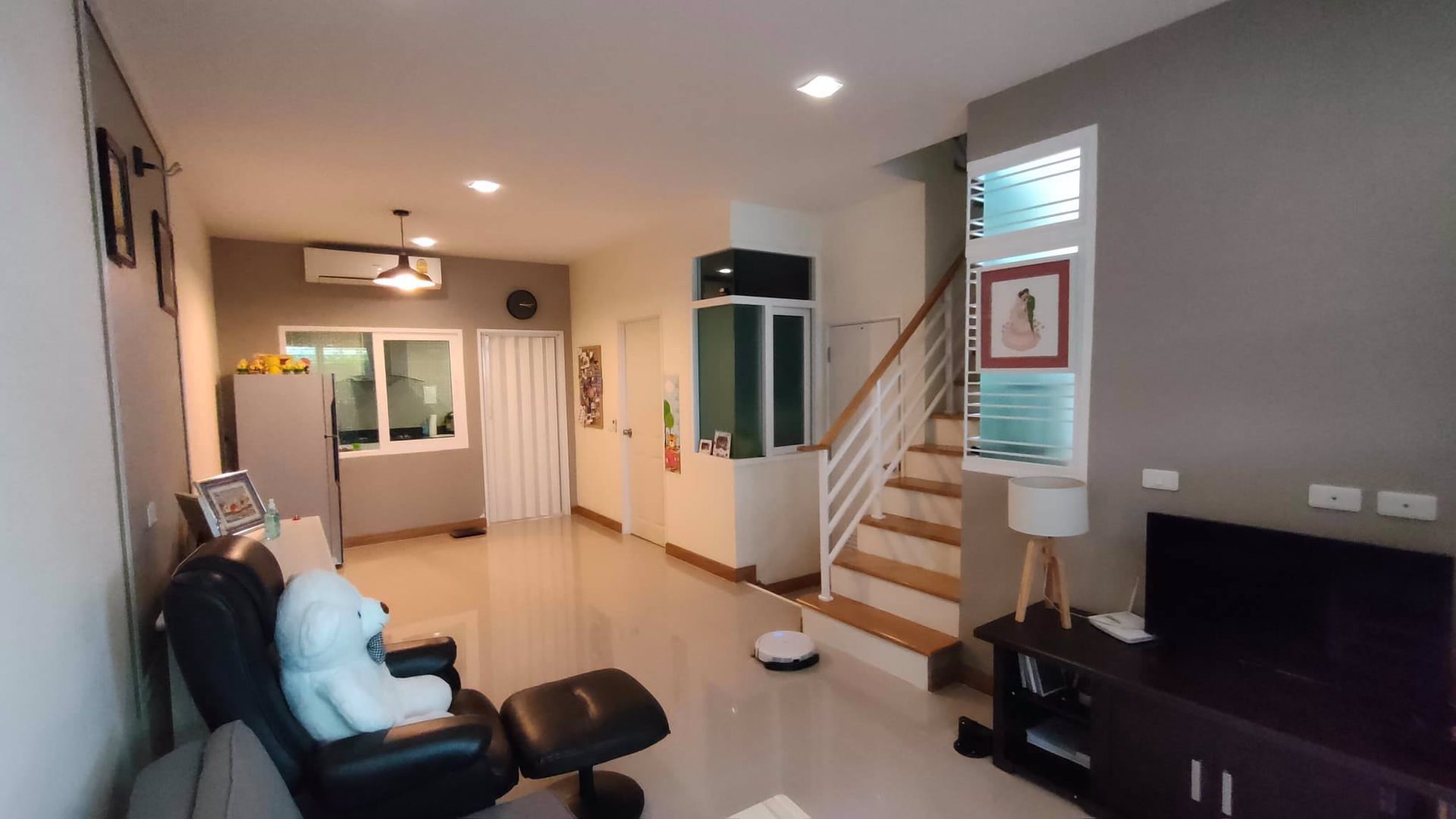 ขายบ้านทาวน์โฮม-2-ชั้น-หมู่บ้านโกลเดนท์ทาวน์-ปิ่นเกล้า-จรัญ