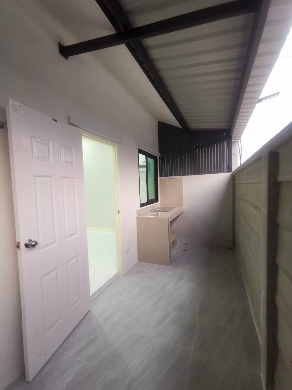 บ้านทาวน์โฮม-ชั้นเดียว-2-ห้องนอน-1-ห้องน้ำ