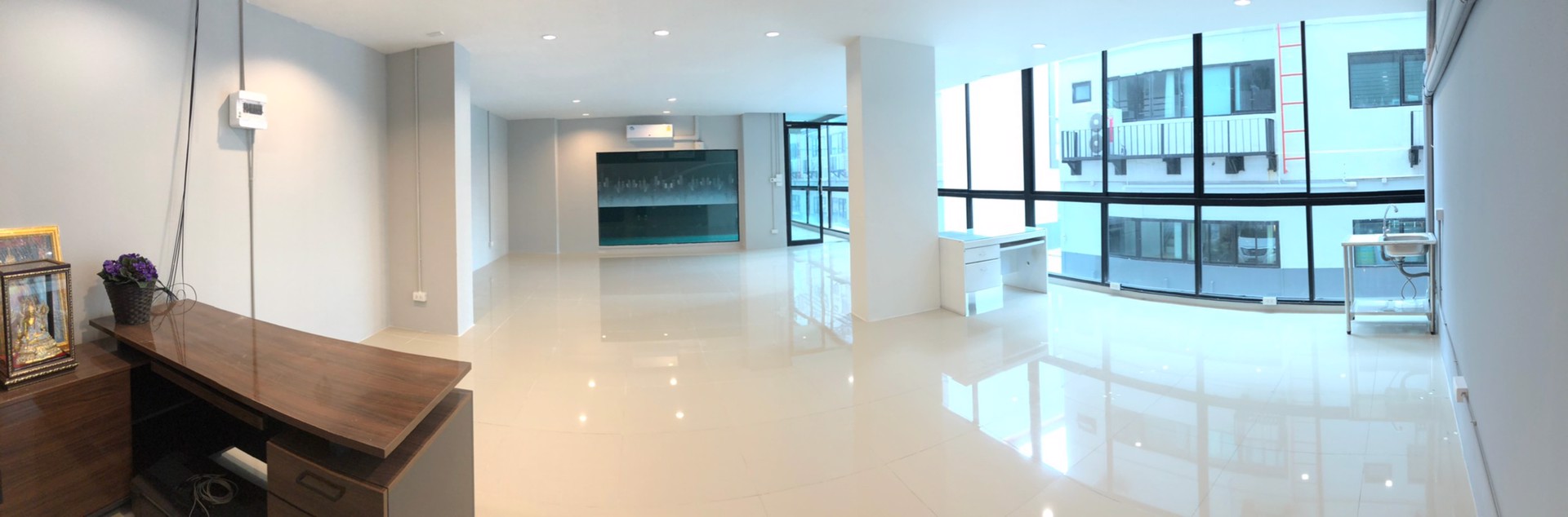 ออฟฟิศให้เช่า-250-300-บ-ตรม-แบ่งพื้นที่-100-400-ตรม-พระราม-3-ใกล้สาทร-จดทะเบียนบริษัทได้