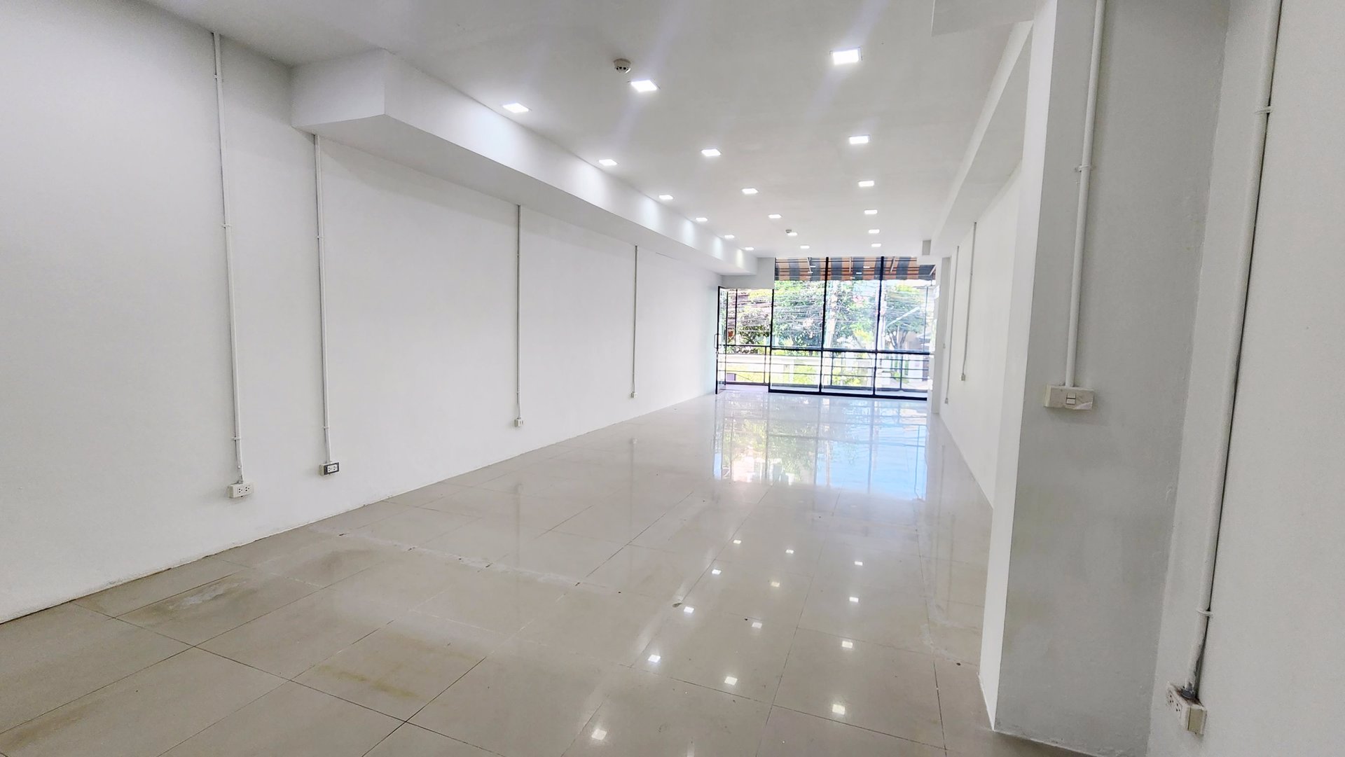 office-for-rent-75-300-ตรม-ใกล้-brt-ย่านสาทร-ติดโลตัสพระราม3-เดินทางสะดวกมาก-เริ่มต้น-15000-บาท