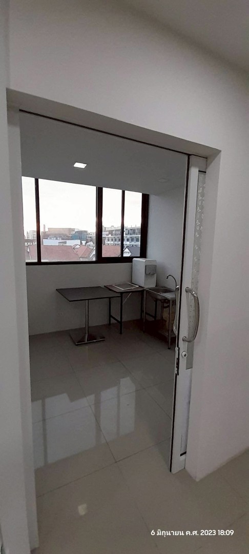 สำนักงานให้เช่า-100-300-ตรม-สิ่งอำนวยความสะดวกพร้อม-จดทะเบียนบริษัทได้-ย่านพระราม-3-เดินทางสะดวก