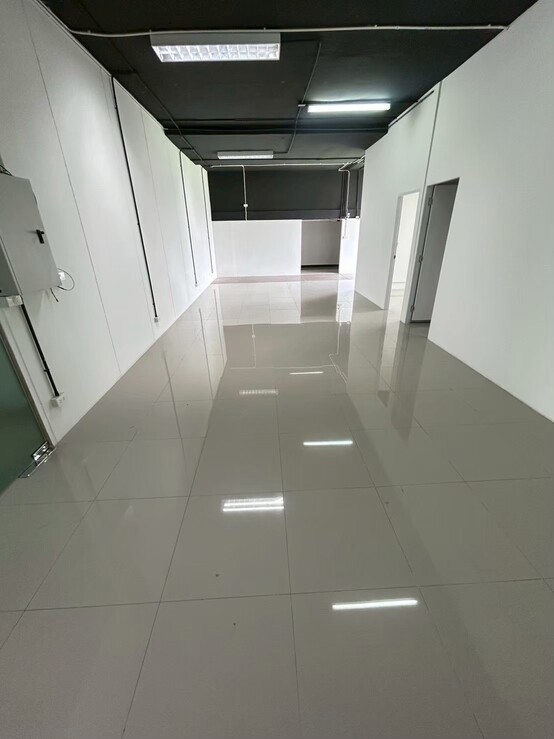 office-ให้เช่า-เริ่มต้น-250-บาท-ตรม-มีหลายขนาด-100-300-ตรม-เดินทางสะดวก-ย่านพระราม-3