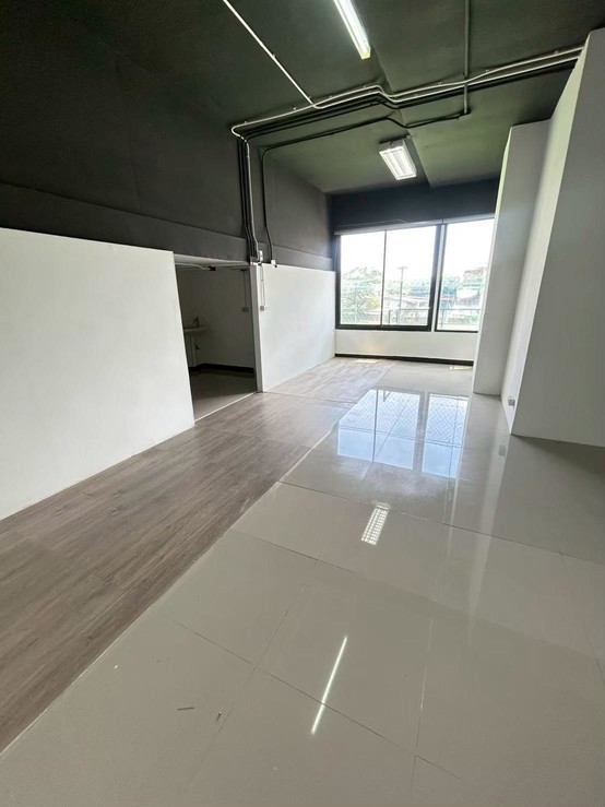 office-for-rent-ขนาด-100-200-ตรม-ราคา-250-บ-ตรม-เดินทางสะดวก-ใกล้ทางด่วน