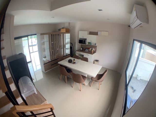 t-714-ให้เช่า-ขาย-ทาวน์โฮม-4-ชั้น-โกลเด้น-บิส-บางนา-กิ่งแก้ว-สภาพดี-ติดถนนเมน-เหมาะสำหรับทำออฟฟิศ