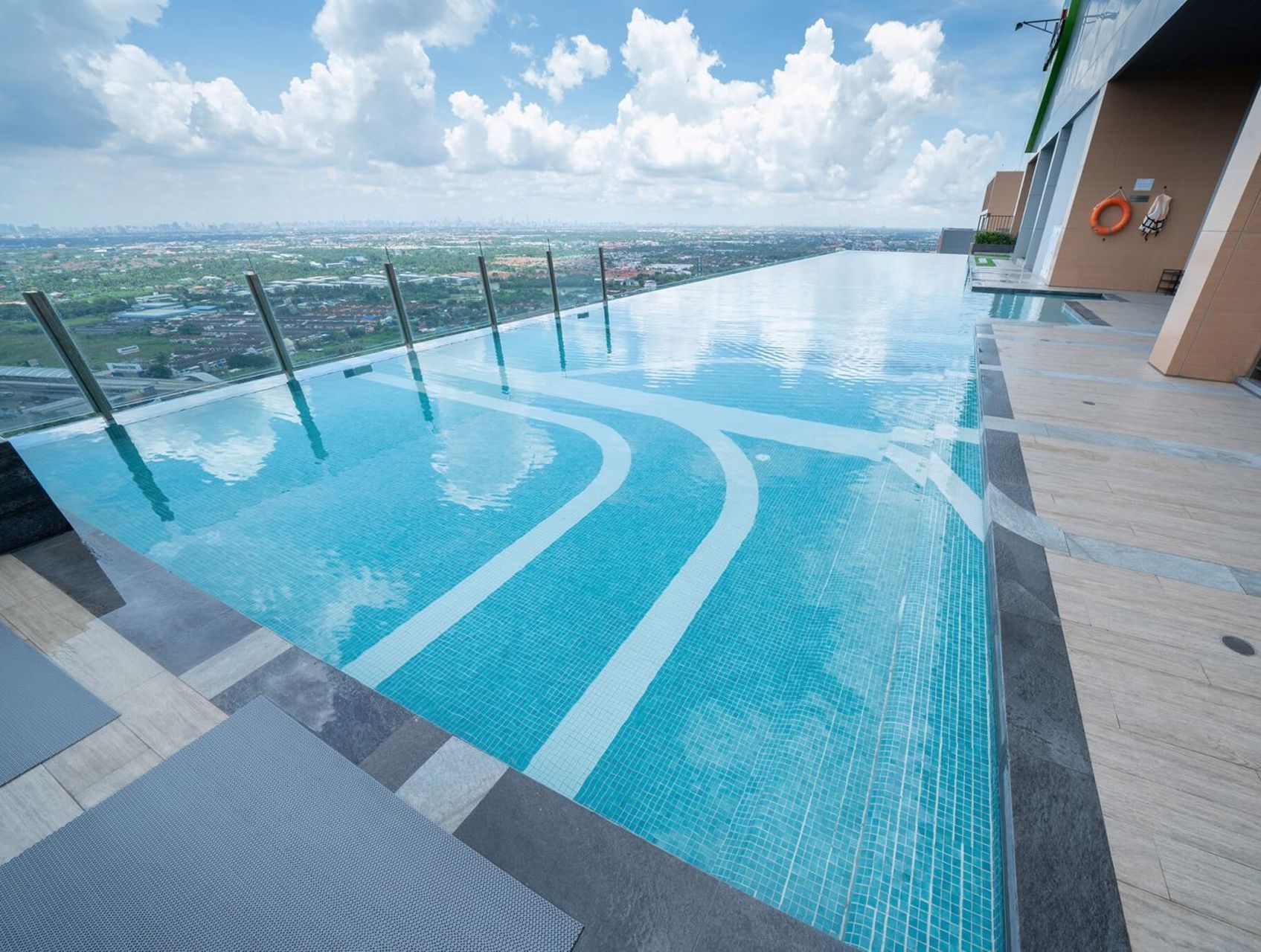 c-158-ให้เช่า-คอนโด-plum-condo-central-station-phase1-ชั้น-31-ติด-central-westgate